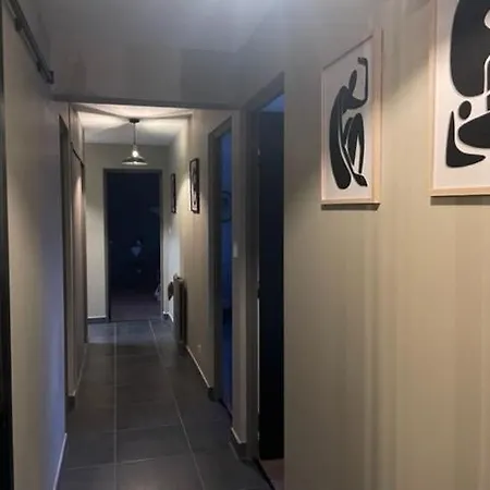 Nicole Apartment *
